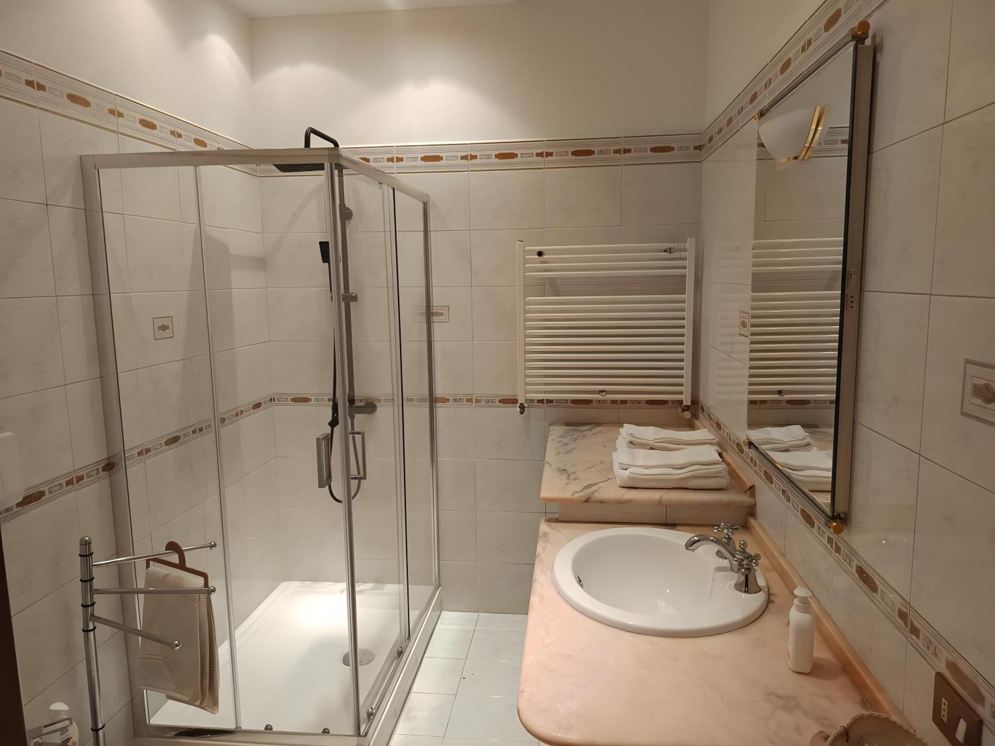 Milizie Apartamento *
